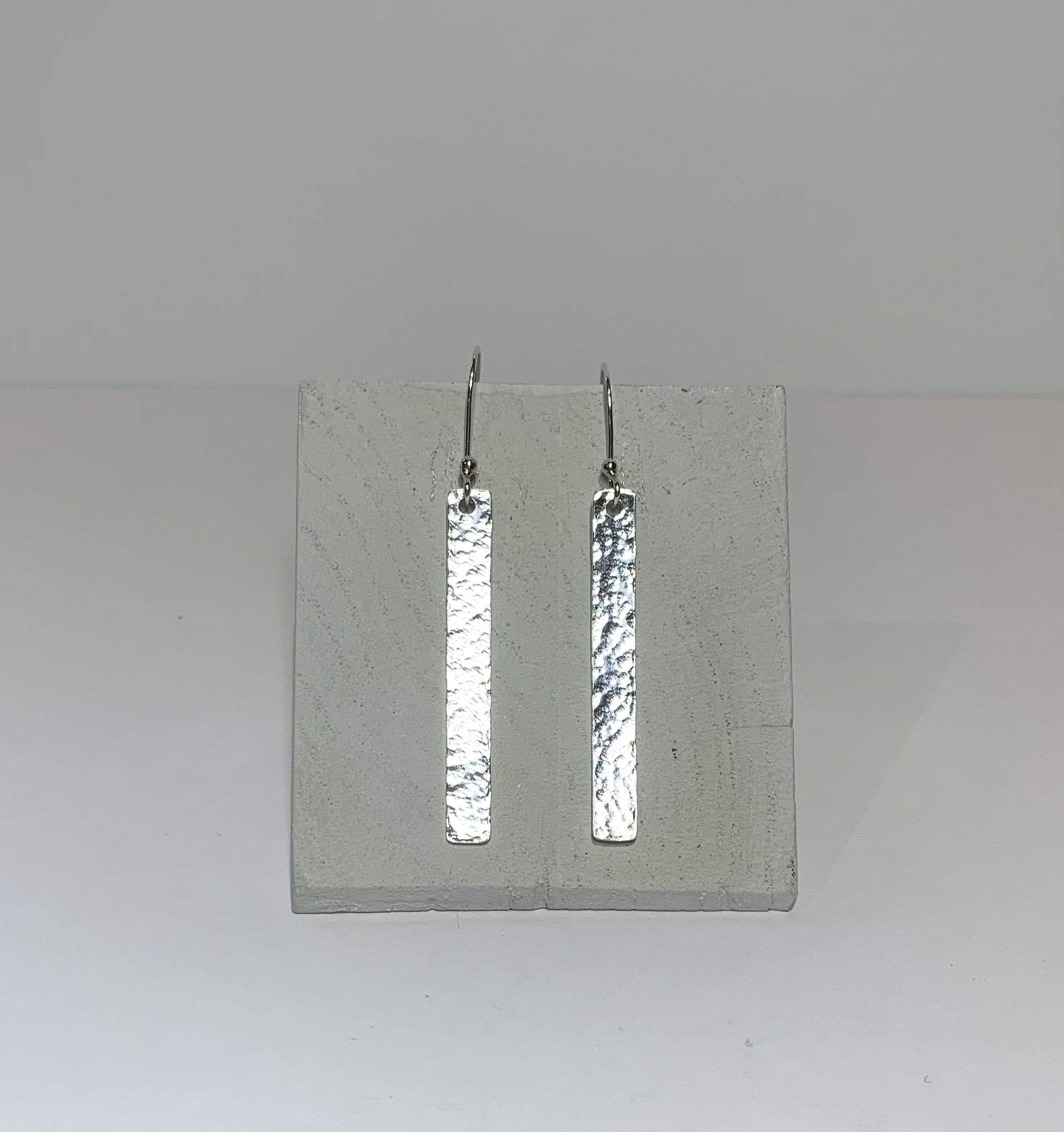 Silver Length hammered silver earrings, handmade silver earrings, handmade jewellery cornwall, handmade cornish jewellery